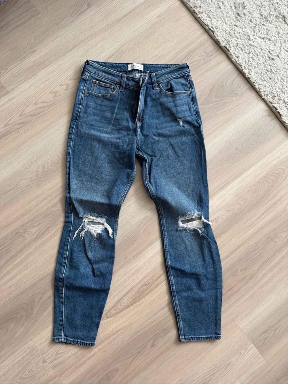 Abercrombie & Fitch The Skinny High Rise Distressed Jeans